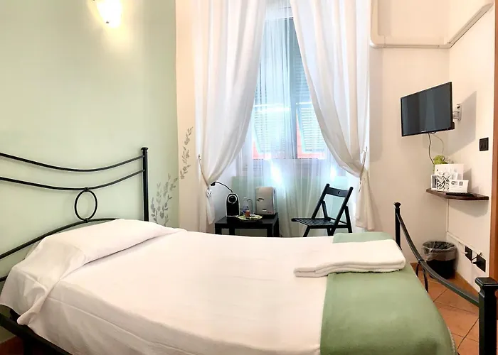 Virginia's Rooms-private Free Parking And Carignano District 4*