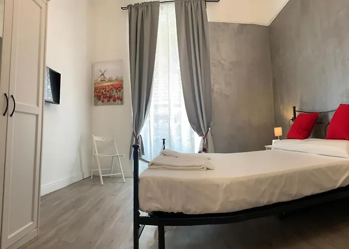 Virginia's Rooms-private Free Parking And Carignano District 4*
