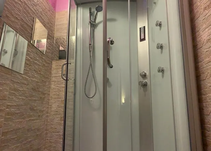 Virginia's Rooms-private Free Parking And Carignano District 4*